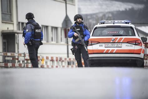 2 people have been killed in a shooting in the southern Swiss town of Sion